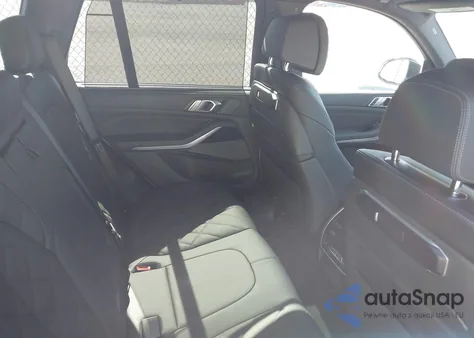 2026 BMW X5 xDrive40I z USA, uszkodzony, nr VIN 5UX23EU00T9226819